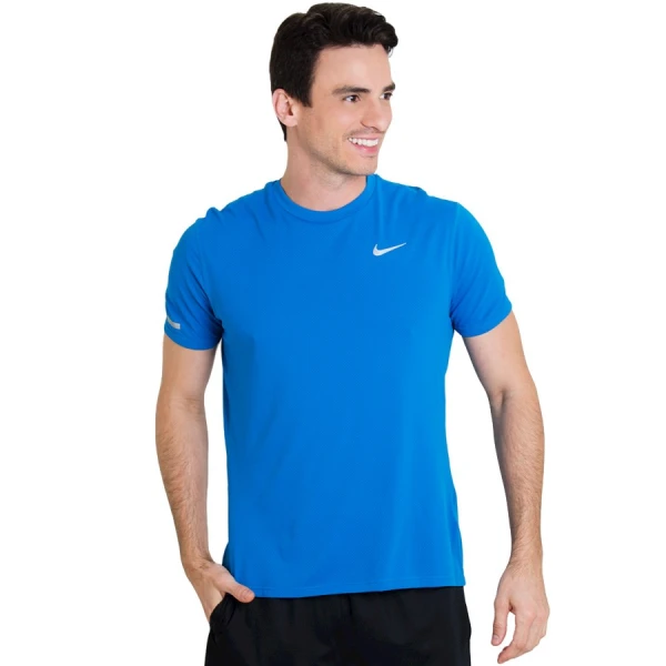 CAMISETA NIKE DRI FIT CONTOUR SS MASCULINA - Azul CAMISETA NIKE DRI FIT CONTOUR SS MASCULINA - Azul