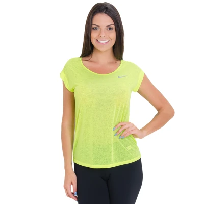 CAMISETA NIKE DRI FIT COOL SHORT FEMININA - Amarelo