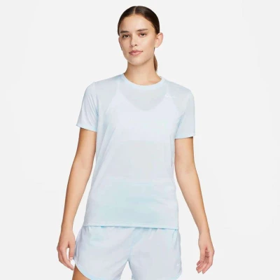 CAMISETA NIKE DRI-FIT FEMININA - Azul celeste CAMISETA NIKE DRI-FIT FEMININA - Azul celeste