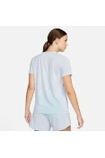 CAMISETA NIKE DRI-FIT FEMININA - Azul celeste CAMISETA NIKE DRI-FIT FEMININA - Azul celeste