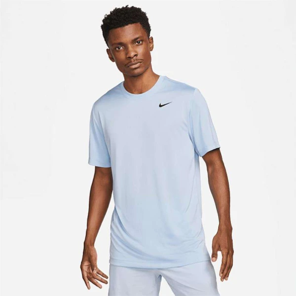 CAMISETA NIKE DRI-FIT LEGEND MASCULINA - Azul celeste