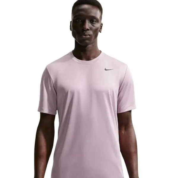 CAMISETA NIKE DRI-FIT LEGEND MASCULINA - Lilas