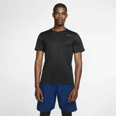 CAMISETA NIKE DRI-FIT LEGEND MASCULINA - Preto CAMISETA NIKE DRI-FIT LEGEND MASCULINA - Preto