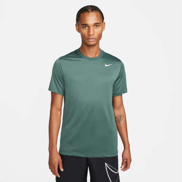 CAMISETA NIKE DRI-FIT LEGEND MASCULINA - Verde