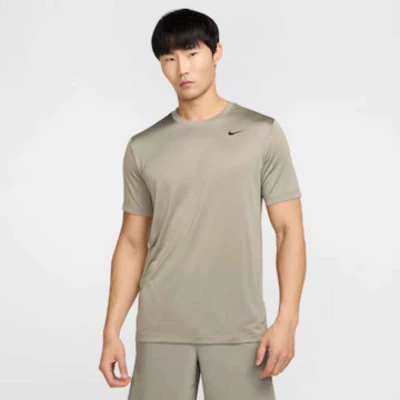 CAMISETA NIKE DRI-FIT LEGEND MASCULINA - Verde/preto CAMISETA NIKE DRI-FIT LEGEND MASCULINA - Verde/preto