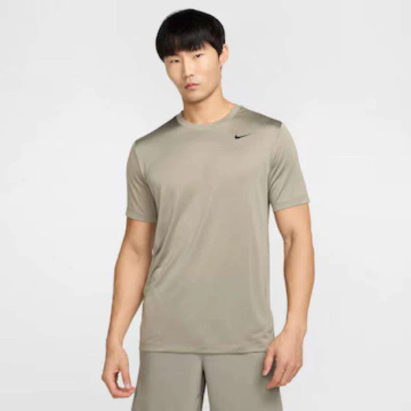 CAMISETA NIKE DRI-FIT LEGEND MASCULINA - Verde/preto