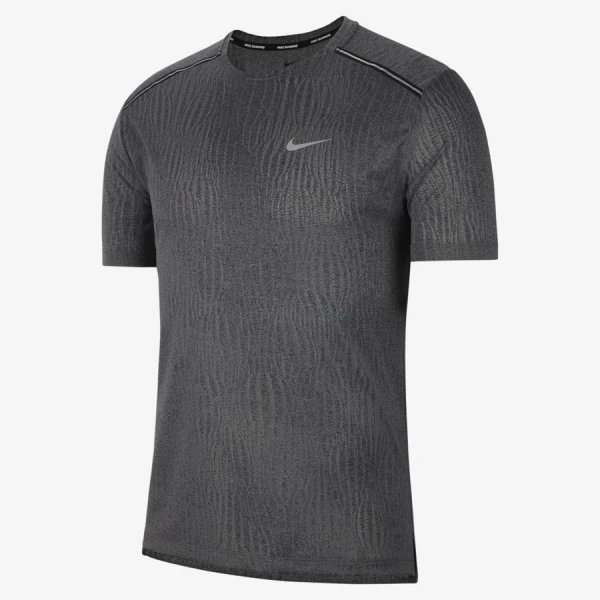 CAMISETA NIKE DRI-FIT MILER MASCULINA - Chumbo CAMISETA NIKE DRI-FIT MILER MASCULINA - Chumbo