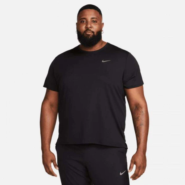 CAMISETA NIKE DRI-FIT MILLER MASCULINA - Preto