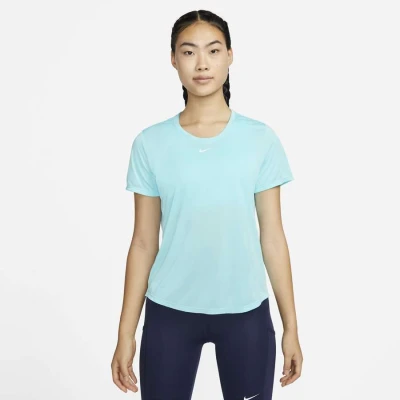 CAMISETA NIKE DRI-FIT ONE FEMININA - Azul celeste CAMISETA NIKE DRI-FIT ONE FEMININA - Azul celeste