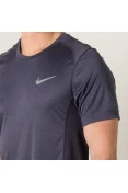 CAMISETA NIKE DRY MILER RUNNING TOP MASCULINA - Chumbo CAMISETA NIKE DRY MILER RUNNING TOP MASCULINA - Chumbo
