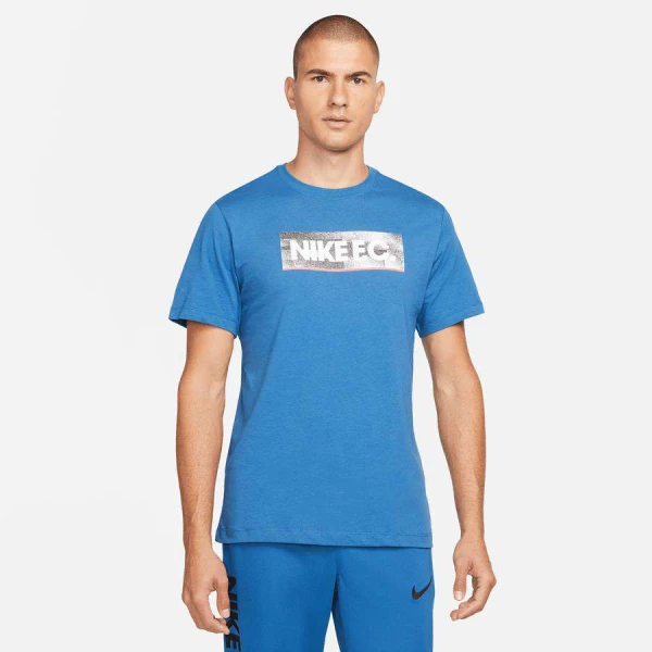 CAMISETA NIKE FC TEE SEASONAL BLOCK MASCULINA - Azul
