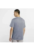 CAMISETA NIKE MILER WILD RUN MASCULINA - Azul CAMISETA NIKE MILER WILD RUN MASCULINA - Azul
