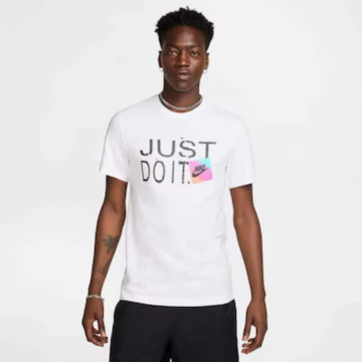 CAMISETA NIKE NSW TEE 6MO JDI MASCULINA - Branco CAMISETA NIKE NSW TEE 6MO JDI MASCULINA - Branco