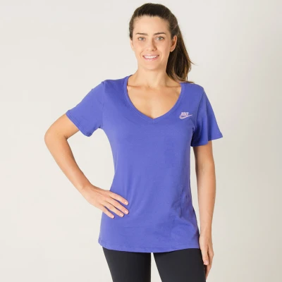 CAMISETA NIKE NSW TEE VNK FUTURA FEMININA - Azul CAMISETA NIKE NSW TEE VNK FUTURA FEMININA - Azul