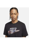 CAMISETA NIKE NSW TEE WORLDWIDE HBR MASCULINA - Preto CAMISETA NIKE NSW TEE WORLDWIDE HBR MASCULINA - Preto
