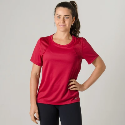 CAMISETA NIKE RUN FEMININA - Bordo CAMISETA NIKE RUN FEMININA - Bordo