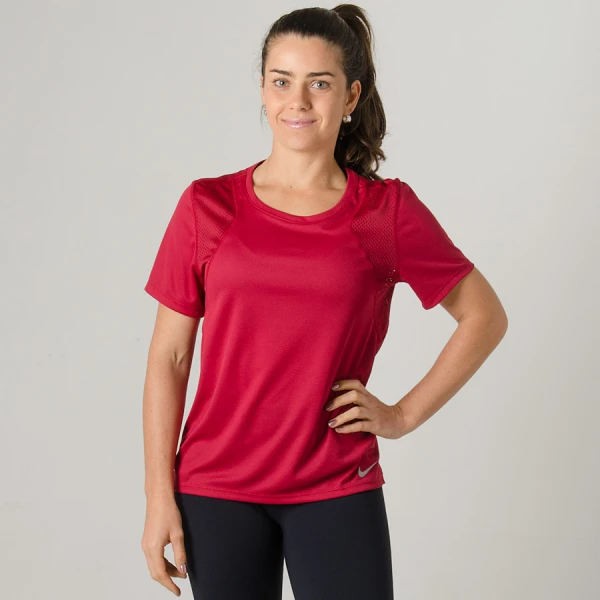 CAMISETA NIKE RUN FEMININA - Bordo CAMISETA NIKE RUN FEMININA - Bordo