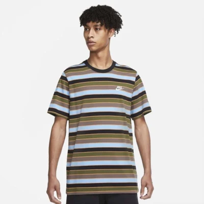 CAMISETA NIKE SPORTSWEAR CLUB MASCULINA - Azul/verde CAMISETA NIKE SPORTSWEAR CLUB MASCULINA - Azul/verde