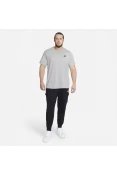 CAMISETA NIKE SPORTSWEAR CLUB MASCULINA - Cinza