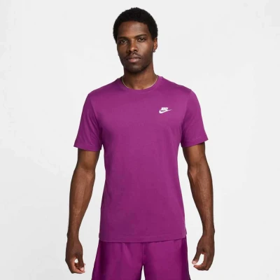 CAMISETA NIKE SPORTSWEAR CLUB MASCULINA - Roxo/branco