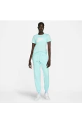 CAMISETA NIKE SPORTSWEAR ESSENTIAL ICON FUTURA FEMININA - Azul celeste