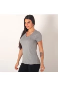 CAMISETA NIKE SPORTSWEAR GRAPHIC FEMININA - Cinza CAMISETA NIKE SPORTSWEAR GRAPHIC FEMININA - Cinza