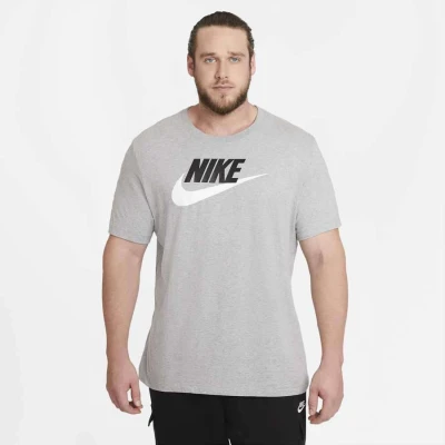 CAMISETA NIKE SPORTSWEAR ICON FUTURA MASCULINA - Cinza/preto CAMISETA NIKE SPORTSWEAR ICON FUTURA MASCULINA - Cinza/preto