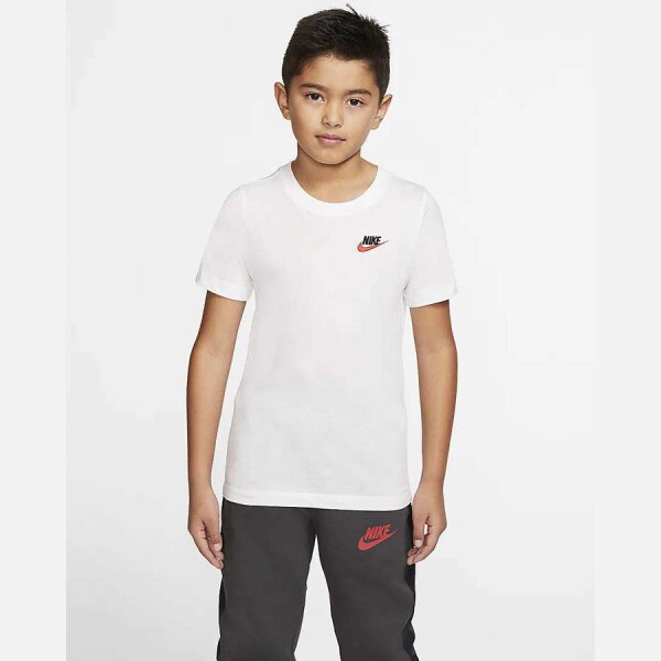 CAMISETA NIKE SPORTSWEAR INFANTIL - Branco/vermelho