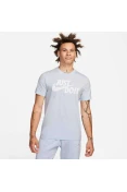 CAMISETA NIKE SPORTSWEAR JUST DO IT MASCULINA - Azul celeste/branco