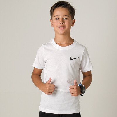 CAMISETA NIKE SPORTSWEAR SWOOSH INFANTIL - Branco