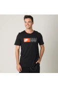 CAMISETA NIKE SPORTSWEAR VERBIAGE 1 MASCULINA - Preto CAMISETA NIKE SPORTSWEAR VERBIAGE 1 MASCULINA - Preto