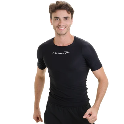 CAMISETA PENALTY COMPRESSÃO MATÍS 11 MASCULINA - Preto