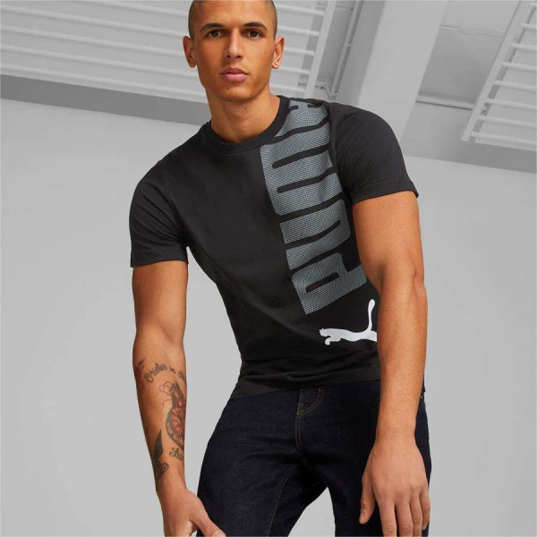 CAMISETA PUMA ESS+ LOGO LAB TEE MASCULINA - Preto CAMISETA PUMA ESS+ LOGO LAB TEE MASCULINA - Preto