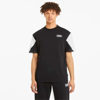 CAMISETA PUMA REBEL ADVANCED TEE MASCULINO - Preto/branco CAMISETA PUMA REBEL ADVANCED TEE MASCULINO - Preto/branco