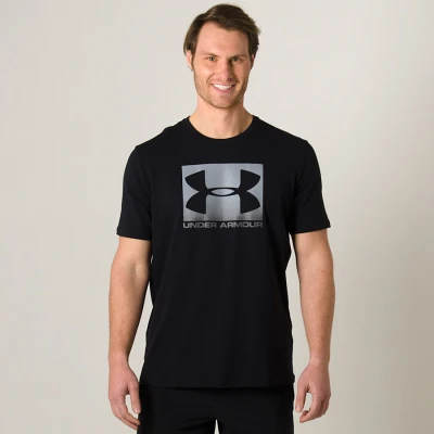 CAMISETA UNDER ARMOUR BOXED SPORTSTYLE MASCULINA - Preto CAMISETA UNDER ARMOUR BOXED SPORTSTYLE MASCULINA - Preto
