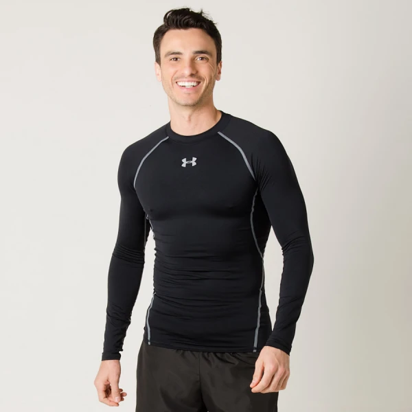 CAMISETA UNDER ARMOUR COMPRESSÃO HG MASCULINA - Preto