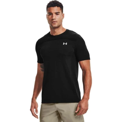 CAMISETA UNDER ARMOUR SEAMLESS SS MASCULINA - Preto CAMISETA UNDER ARMOUR SEAMLESS SS MASCULINA - Preto