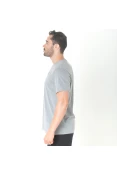 CAMISETA UNDER ARMOUR SS LIFT MASCULINA - Cinza CAMISETA UNDER ARMOUR SS LIFT MASCULINA - Cinza