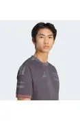 Camiseta ADIDAS Oficial Audi Revolut F1 Team - Piloto - Cinza