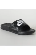 CHINELO NIKE BENASSI JDI FEMININO - Preto/branco