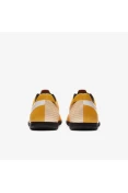 CHUTEIRA FUTSAL NIKE MERCURIAL VAPOR 13 CLUB MASCULINA - Laranja/branco
