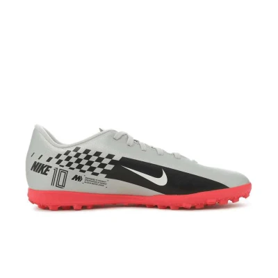 CHUTEIRA NIKE MERCURIAL VAPOR 13 CLUB NEYMAR JR TF - Prata/preto