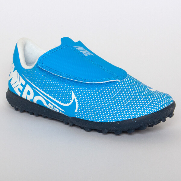 CHUTEIRA NIKE MERCURIAL VAPOR 13 CLUB TF SOCIETY INFANTIL - Azul/branco