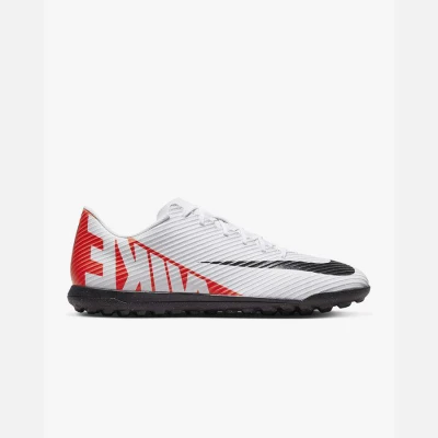 CHUTEIRA NIKE MERCURIAL VAPOR 15 CLUB SOCIETY MASCULINA - Branco/vermelho