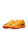 CHUTEIRA NIKE PHANTOM GT2 CLUB TF SOCIETY INFANTIL - Laranja/preto