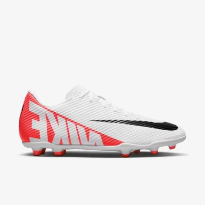 CHUTEIRA NIKE VAPOR 15 CLUB FG/MG CAMPO - Branco/vermelho