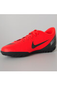 CHUTEIRA NIKE VAPORX 12 CLUB CR7 TF - Vermelho/preto