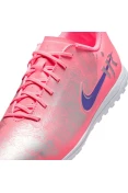 CHUTEIRA NIKE VINI JR VAPOR 16 CLUB SOCIETY MASCULINA - Rosa/prata CHUTEIRA NIKE VINI JR VAPOR 16 CLUB SOCIETY MASCULINA - Rosa/prata