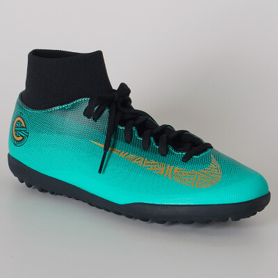 CHUTEIRA SOCIETY NIKE CR7 MERCURIALX SUPERFLY 6 CLUB TF - Verde/dourado