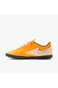 CHUTEIRA SOCIETY NIKE MERCURIAL VAPOR 13 CLUB TF MASCULINA - Laranja/branco CHUTEIRA SOCIETY NIKE MERCURIAL VAPOR 13 CLUB TF MASCULINA - Laranja/branco